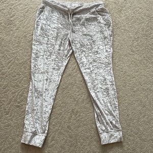 Lululemon crushed velvet joggers. Size 14